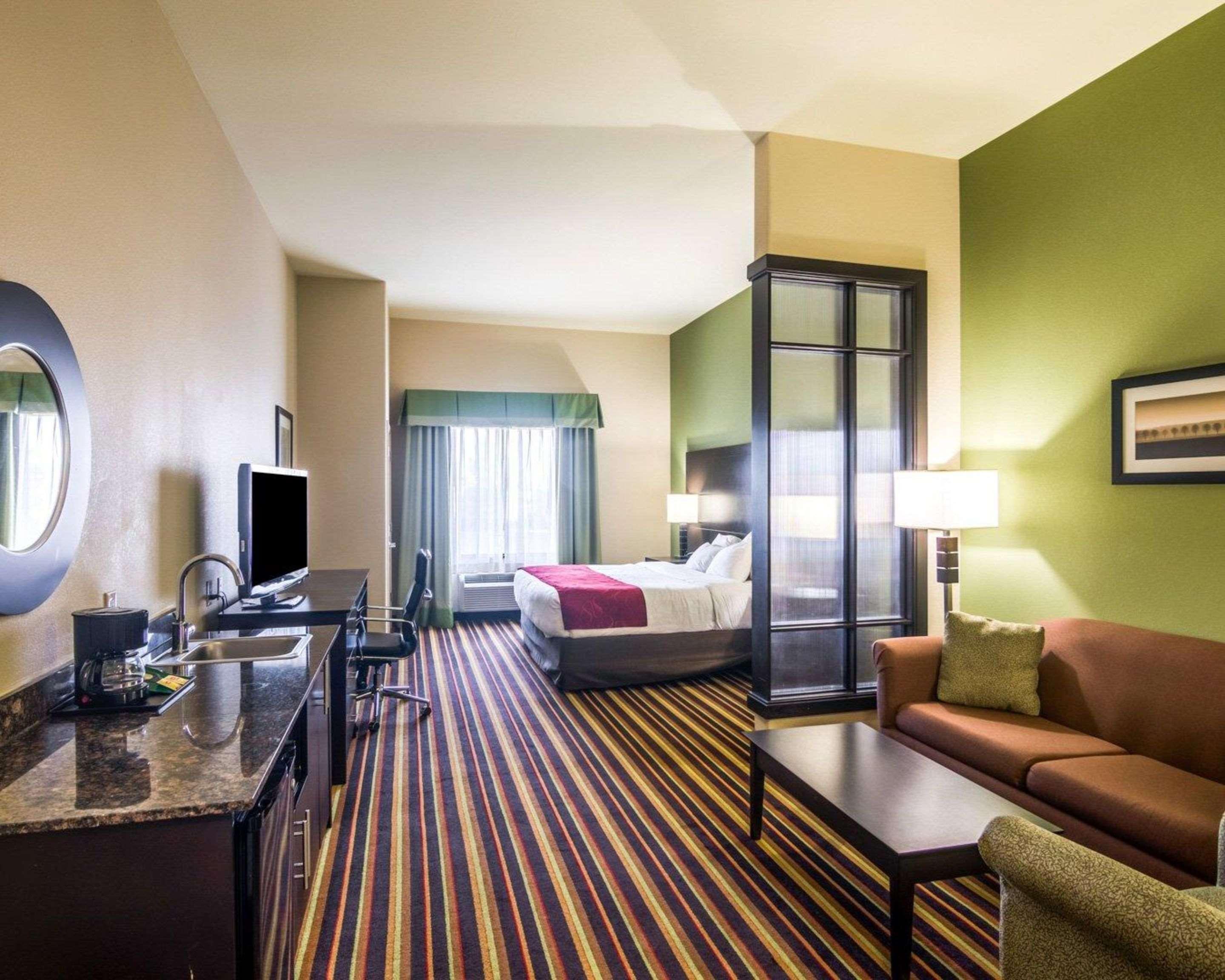 Comfort Suites Амарилло Экстерьер фото