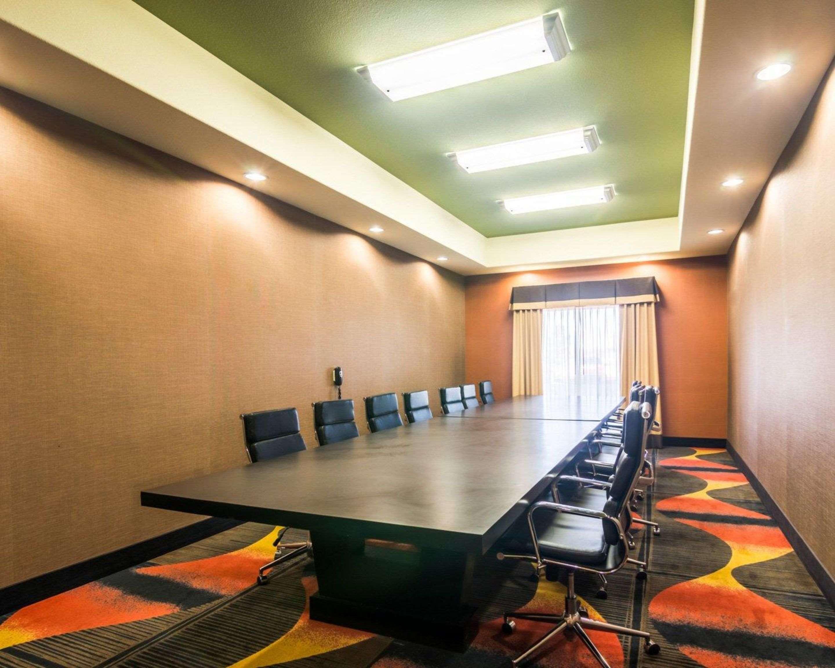Comfort Suites Амарилло Экстерьер фото